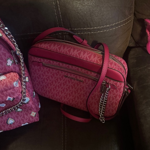 Michael Kors Handbags - Michael Kors Fuchsia Crossbody Bag